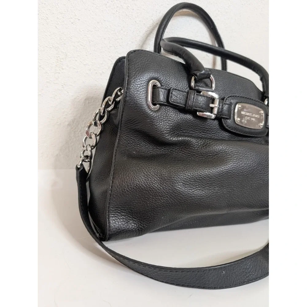 Michael Kors Hamilton Black Leather Shoulder Bag‎ Silver Y2k Large Buckle Detail
